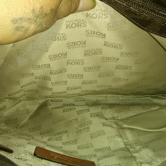 Sold sold Authentic micheal kors tote - Picture 2 of 4